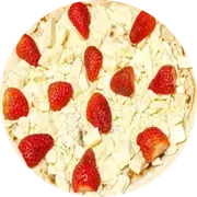 Doces: Sensação Branco - Pizza Grande (Ingredientes:  Chocolate Branco,  Morango, Leite Condensado)