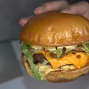 Hamburguer: SALADA BURGUER - Hamburguer (Ingredientes: )