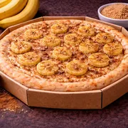 Nobres: 56 - Banana c/ Canela - Pizza Grande (Ingredientes: Leite Condensado, mussarela, banana, canela)
