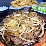 Combos e Porções de Carne: Alcatra Acebolada 400g - Porções 400g (Ingredientes: Porção)