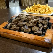 Combos e Porções de Carne: Alcatra no Barbecue + Batata 800g - Combos 800g (Ingredientes: Combo)
