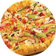 Tradicionais: Caipira - Pizza Família (Ingredientes:  Azeitonas,  Bacon,  Frango,  Milho,  Mussarela,  Orégano,  Ovos, Molho)