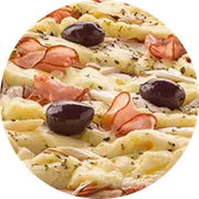 Tradicionais: Lombinho II - Pizza Família (Ingredientes:  Azeitona,  Catupiry,  Lombo,  Mussarela,  Orégano, Molho)
