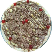 Doces: Choconana - Pizza Grande (Ingredientes: Fatias de banana, Chocolate ao leite, Cereja)
