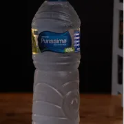 ÁGUA MINERAL: Água sem gás - 497ml