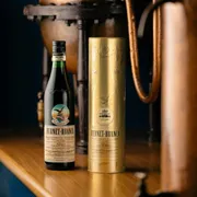 Vinhos Importados: Fernet Branca 180 anos 750ml)