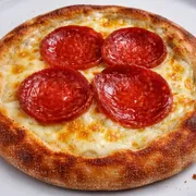 Esfihas Salgadas: Mussarela Com Pepperoni - Esfiha Salgada (Ingredientes: Mussarela, Pepperoni)