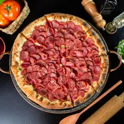 Tradicionais: Calabresa - Pizza Grande (Ingredientes: Calabresa, Mussarela, Orégano)