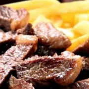 Porções: Porção de Contra filé 200g c/ Fritas 200g, Queijo Muçarela - Porções