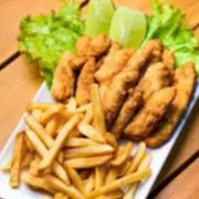 Porções: Porção de Isca de Tilápia 200g c/ Fritas 200g, Queijo Muçarela - Porções