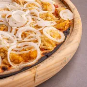 Tradicionais: BACALHAU - Pizza Grande (Ingredientes: Bacalhau temperado no azeite, Cebola, Molho de Tomate, Orégano, Pimentão)
