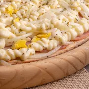 Tradicionais: DIPLOMATA - Pizza Grande (Ingredientes: Catupiry, Cebola, Champignon, Lombo Defumado, Molho de Tomate, Orégano, Ovos)