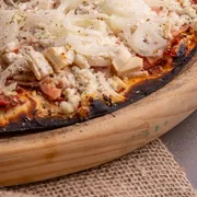 Tradicionais: RICOTA - Pizza Grande (Ingredientes: Calabresa Moída, Cebola, Coberta cMussarela, Molho de Tomate, Orégano, Ricota)