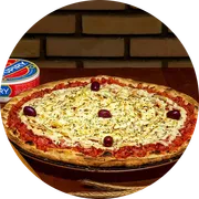 Especiais: Toscana - Pizza Grande (Ingredientes: Calabresa Moída, Coberta Com Mussarela)