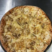 Doces: Doce Mel - Pizza Grande (Ingredientes: Gorgonzola, Mel, Mussarela, Pera)