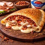 Fogazzas especiais: Peito de Peru, Queijo, Catupiry Original, Bacon - fogazzas (Ingredientes: peito de peru, mussarela, catupiry original, tomate, bacon)