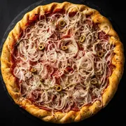 Tradicionais: Calabresa - Pizza Grande (Ingredientes: Molho, Mussarela, Calabresa, Cebola, Azeitona, Orégano)