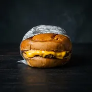 Artesanais: D´Cheddar - Menu Artesanal (Ingredientes: Pão Brioche Selado, Molho Especial, Hambúrguer 120g, 3x Cheddar Original)