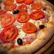 Tradicionais: Bauru( Presunto com Queijo ) - Pizzas Grande (Ingredientes: Mussarela, Orégano, Presunto, Tomate)
