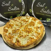 Tradicionais: 36.Frango C/ Catupiry - Pizza Grande (Ingredientes: Catupiry, Frango, Molho Artesanal, Mussarela, Orégano)