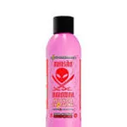 Destilados: MAROMBA GIN + MELANCIA 1 LTT - Descubra a explosão de sabores com o Mansão Maromba Gin + Cafeína Melancia 1L, uma bebida inovadora que combina a refrescância da melancia com a energia da cafeína. Com um teor alcoólico de 8%, esta bebida é perfeita para quem busca uma experiência única e vibrante. Produzido no Brasil, o gin é tridestilado e contém ingredientes selecionados como extrato de zimbro, cardamomo e coentro, proporcionando um paladar sofisticado. A embalagem em garrafa frágil garante a preservação da qualidade do prod