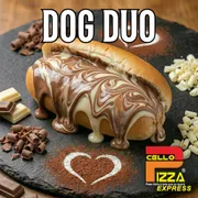Hot Dog Doce: Dog Duo - Hot Dog Doce (Ingredientes: Chocolate ao Leite, Chocolate Branco, Leite Condensado, Pão Hot Dog)