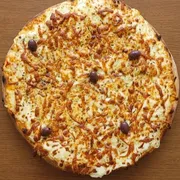 Tradicionais: Quatro Queijos - Pizza Grande (Ingredientes: Molho, Parmesão, Provolone, Azeitona, Catupiry, Muçarela, Orégano)