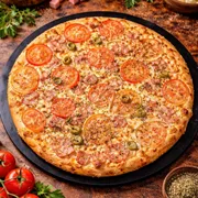 Tradicionais: BAURU STAR - Pizza Grande (Ingredientes: Molho de Tomate, Mussarela, Presunto, Tomate, Azeitona, Orégano)