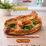 Panuozzo: Panuozzo Mediterrâneo - Nossa massa de pizza de longa fermentação na versão sanduíche. Leve, artesanal e assada no ponto perfeito, recebe Parma, ricota cremosa, geleia de figo, rúcula fresca e finalização com molho pesto, criando uma experiência equilibrada entre intensidade, frescor e elegância.