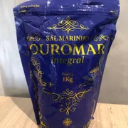 Diversos: Sal marinho integral 1kg Ouromar - Natural e não refinado, rico em minerais, seco ao sol, ideal para dietas saudáveis e de produção brasileira sustentável.