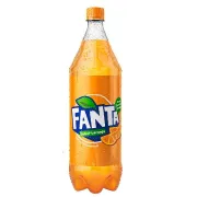 Refrigerante: Fanta Laranja Pet 1L - Sabor: Cítrico, doce e vibrante, remetendo ao sabor da fruta.Composição: Água gaseificada, açúcar, sucos concentrados de laranja e maçã, corante artificial amarelo crepúsculo e aroma sintético.Refrescância: Alta carbonatação, ideal para consumo gelado.Vitamina C: Fonte de vitamina C.História: Criada na Alemanha durante a Segunda Guerra Mundial, consolidando-se como uma das marcas mais antigas da Coca-Cola.