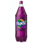 Refrigerante: Fanta Uva Pet 2L - O delicioso refrigerante de fruta feito com 5,5% de suco de uva e limão e 28% menos açúcares em relação à média de mercado.