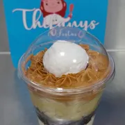 Sobremesa: copo da felicidade - abacaxi com doce de leite - sobremesa