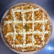 Tradicional: Frango C/ Catupiry - Pizza Grande (Ingredientes: Molho de Tomate,  Frango, Catupiry,  Mussarela e orégano)