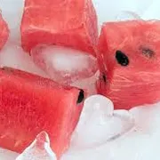 gelo: Gelo melancia tudo coco 200g - palito