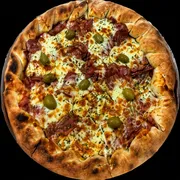 Tradicionais: Toscana - Pizza Grande (Ingredientes: Molho de Tomate Artesanal, Calabresa Fatiada, Mussarela Derretida, Azeitonas Sem Caroço)