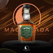 Whisky: Jack Daniel´s Single Barrel 750ml)