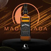Whisky: Jack Daniels Sinatra 1L)