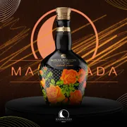 Whisky: Royal Salut Edição Orange 700ml)