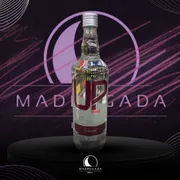 Vodka: Up Tradicional 990ML)