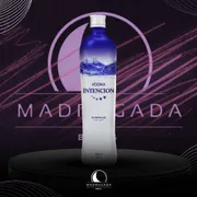 Vodka: Vodka Intencion 900ml)