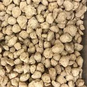 Produtos Naturais: Proteína da soja clara 100g - é considerada um alimento funcional e uma proteína completa uma vez que provê os aminoácidos necessários ao nosso organismo