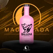 Licor: Ballena Morango 750ml)
