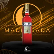 Licor: Campari 998ml)