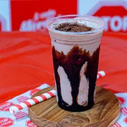 Milkshake: Milk Shake de Avelã 500ml+Embalagem (R$1,50) - Milkshake (Ingredientes: Calda de chocolate, Sorvete de Avelã)