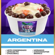 Açai no Pote: Açai no Pote 240ml ARGENTINA - Açai no Pote (Ingredientes: Chocoball, Chocowaffer Branco, Leite Condensado, Leite Po, Morango)