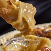Doce: Salva bordas doce de leite - aproximadamente 100ml de uma sobremesa que ira salvar a borda que voce iria descartar da sua pizza e agora se tornou uma experiencia maravilhosa!
