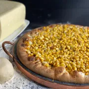 Tradicionais: Milho - Pizza Grande (Ingredientes: Milho, Mussarela, Orégano)