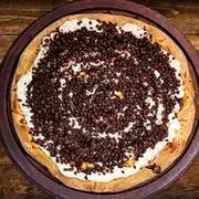 Sabores Doces Especiais: Negresco - Pizza Gigante (Ingredientes: Bolacha Negresco Triturada., Creme de Leite Ninho, Mussarela, Creme de Leite)
