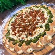Tradicionais: 14- Brócolis - Pizza Grande (Ingredientes: Brócolis, Bacon, Mussarela)